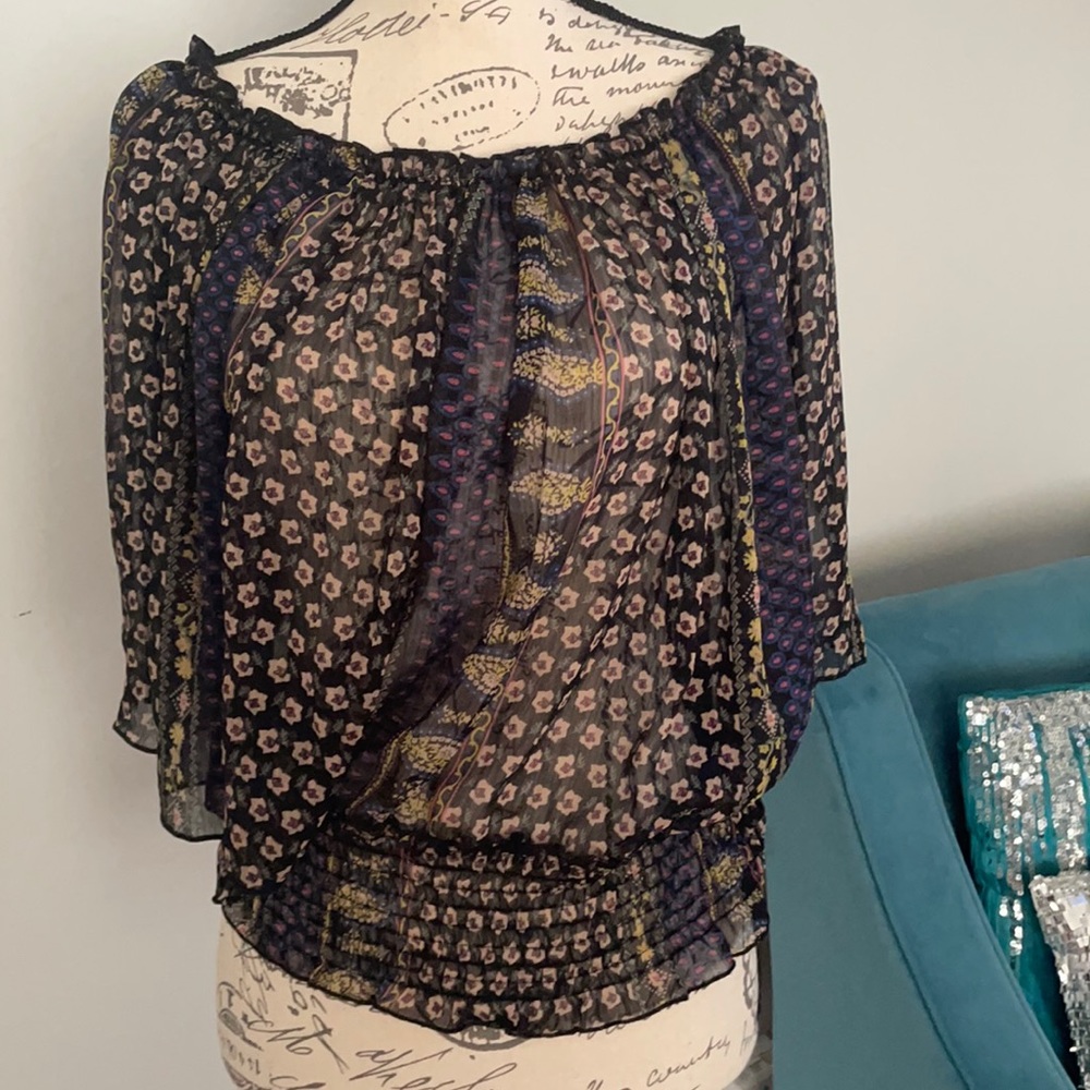 Size large sheer top in great condition